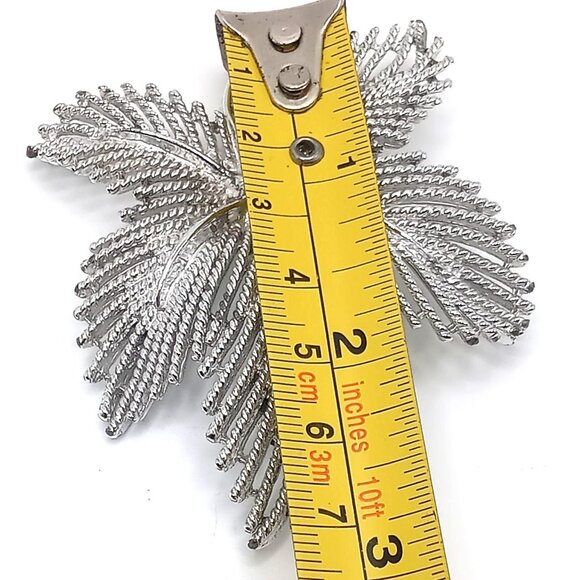 Vintage Sarah Coventry Silver-Tone Textured Maple Leaf Brooch Pin 2.75" Jewelry - Picture 8 of 9